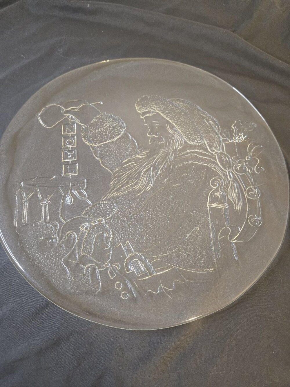 Vintage Libbey Noel Santa Clause Christmas Clear Glass Plate Platter